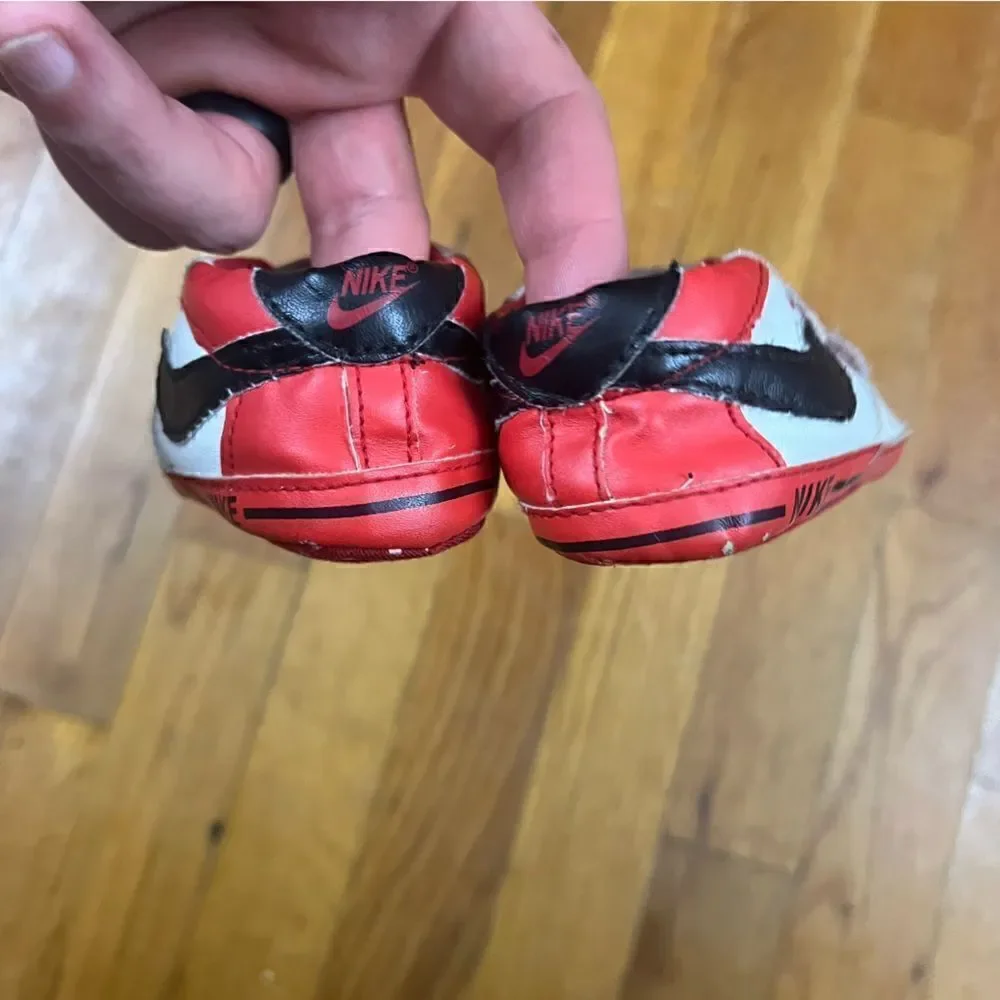 Vintage Nike Velcro Baby Booties